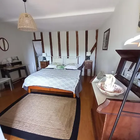 D'hotes La Haute Folie Bed & Breakfast