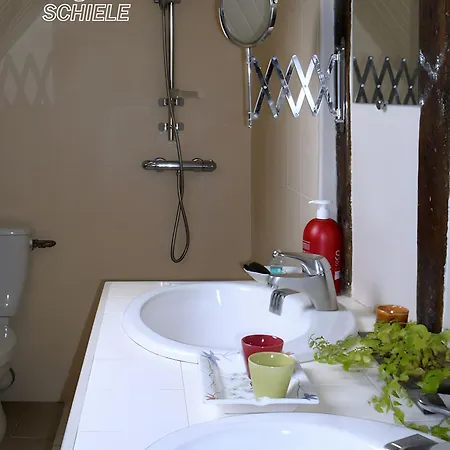 D'hotes La Haute Folie Bed & Breakfast Le Grand-Lucé